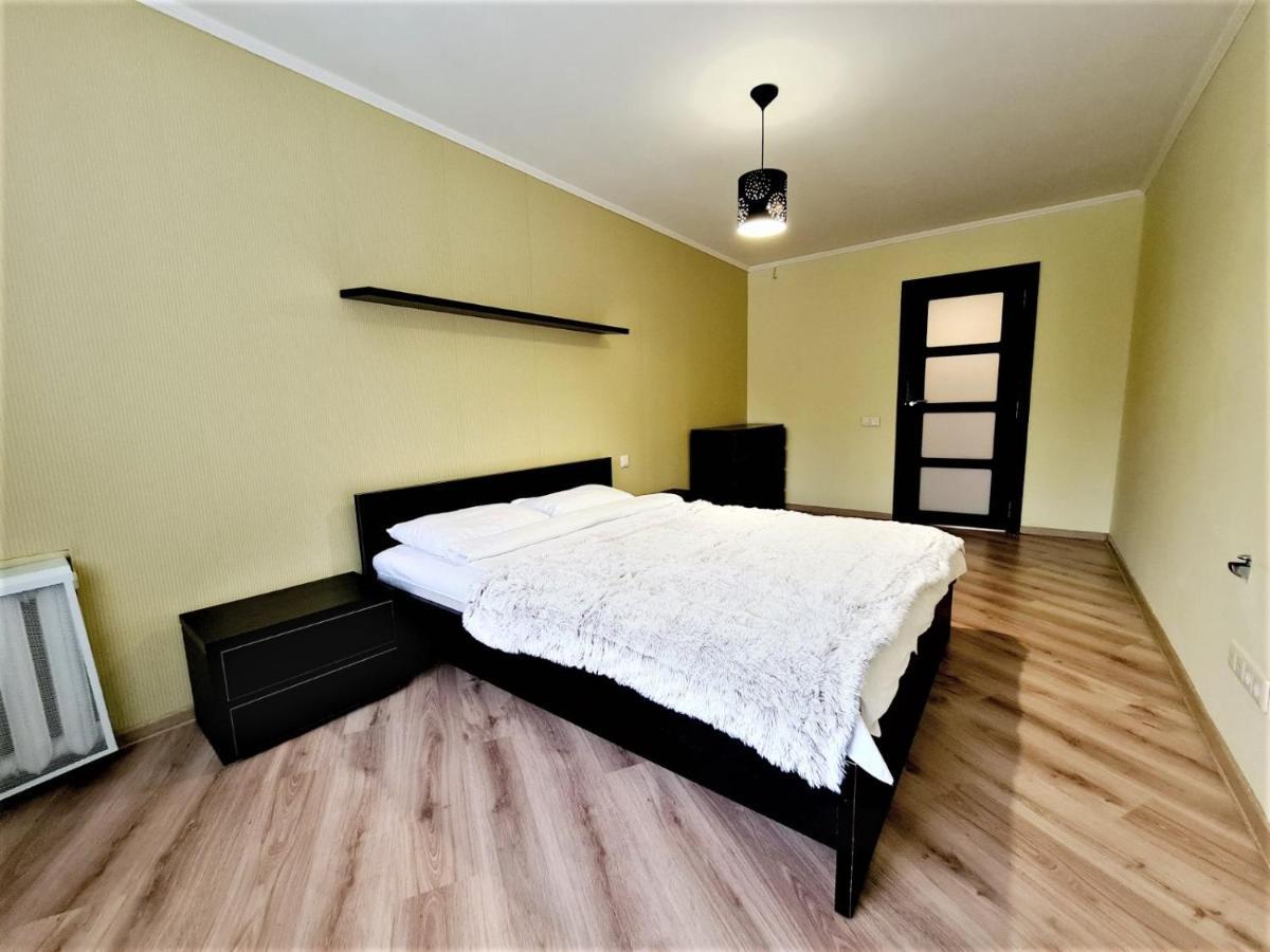 90-Avenue Apartments Chernivtsi Εξωτερικό φωτογραφία