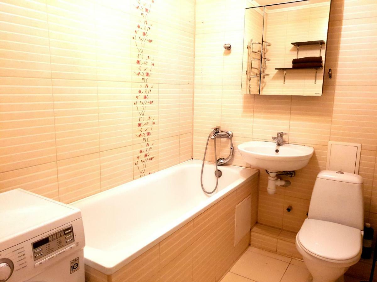 90-Avenue Apartments Chernivtsi Εξωτερικό φωτογραφία