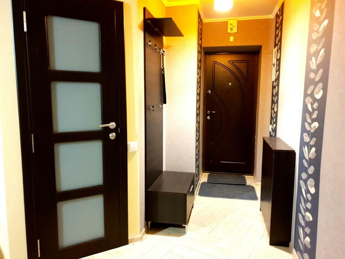 90-Avenue Apartments Chernivtsi Εξωτερικό φωτογραφία