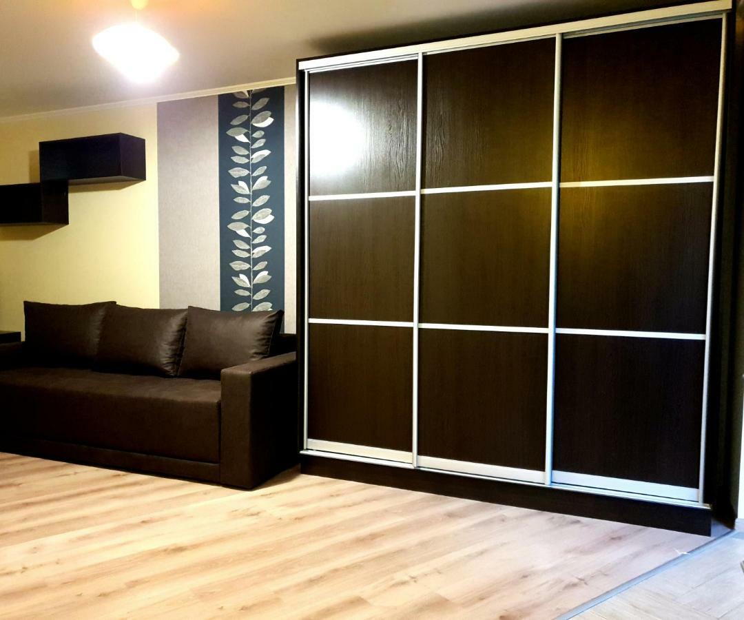 90-Avenue Apartments Chernivtsi Εξωτερικό φωτογραφία